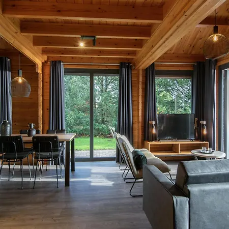 Restyled Wooden Near The Maasduinen Holiday home *