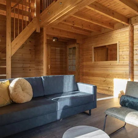 Holiday home Restyled Wooden Near The Maasduinen Arcen